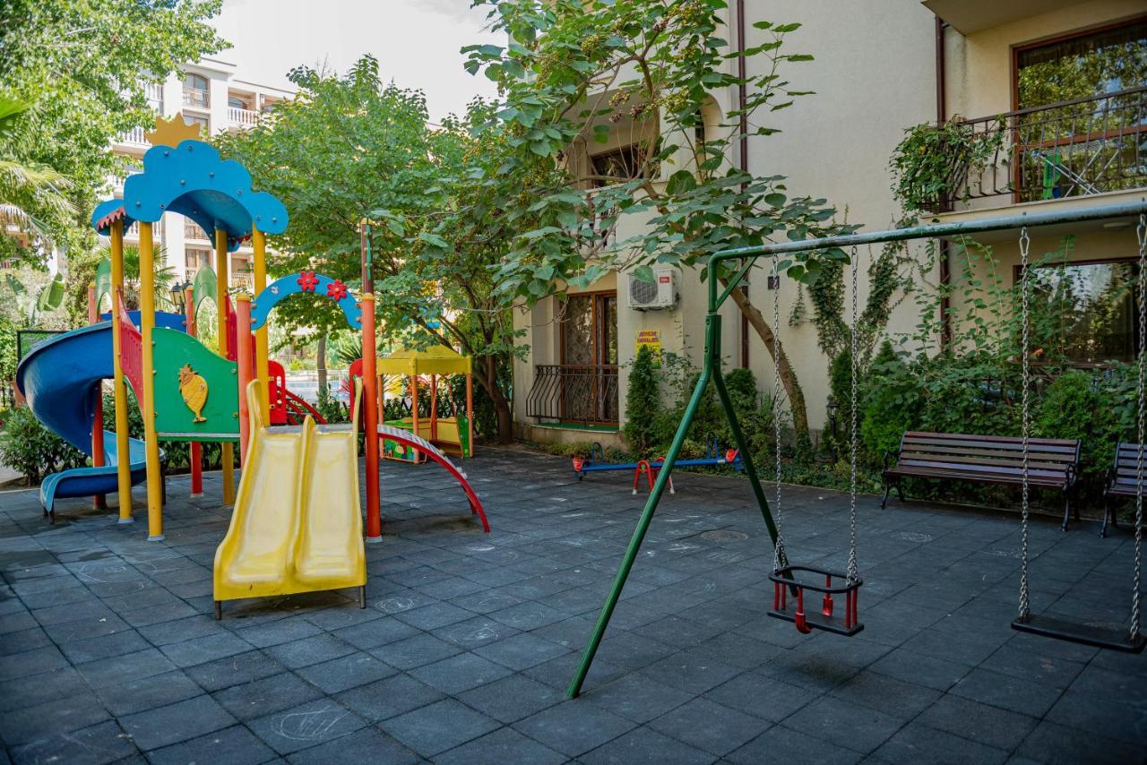 Menada Apartments In Cascadas Sunny Beach Esterno foto