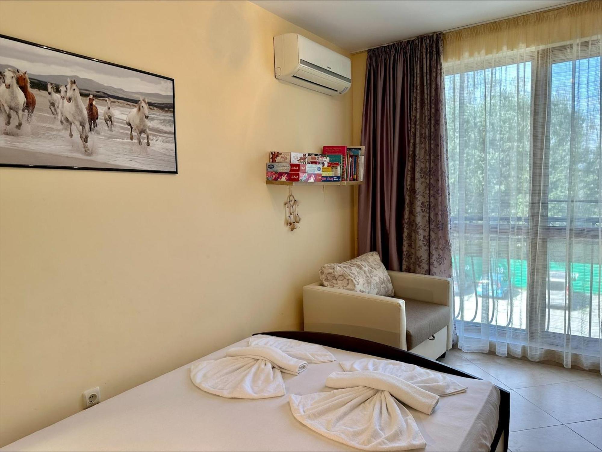 Menada Apartments In Cascadas Sunny Beach Camera foto